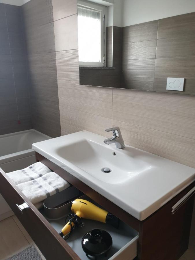 Bovisa New Apartment Milan Exterior photo